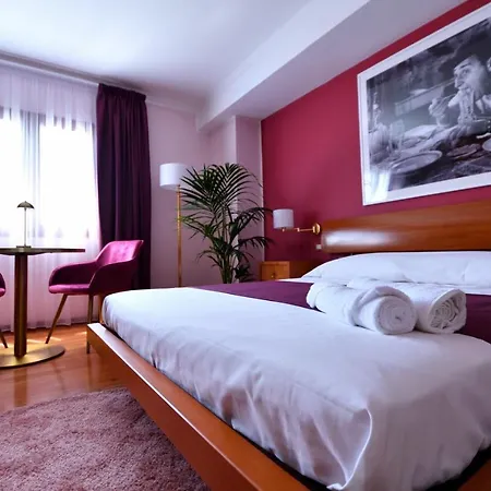 Le Cinema 4* Formia